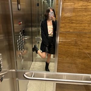 Meet your Posher, Julia